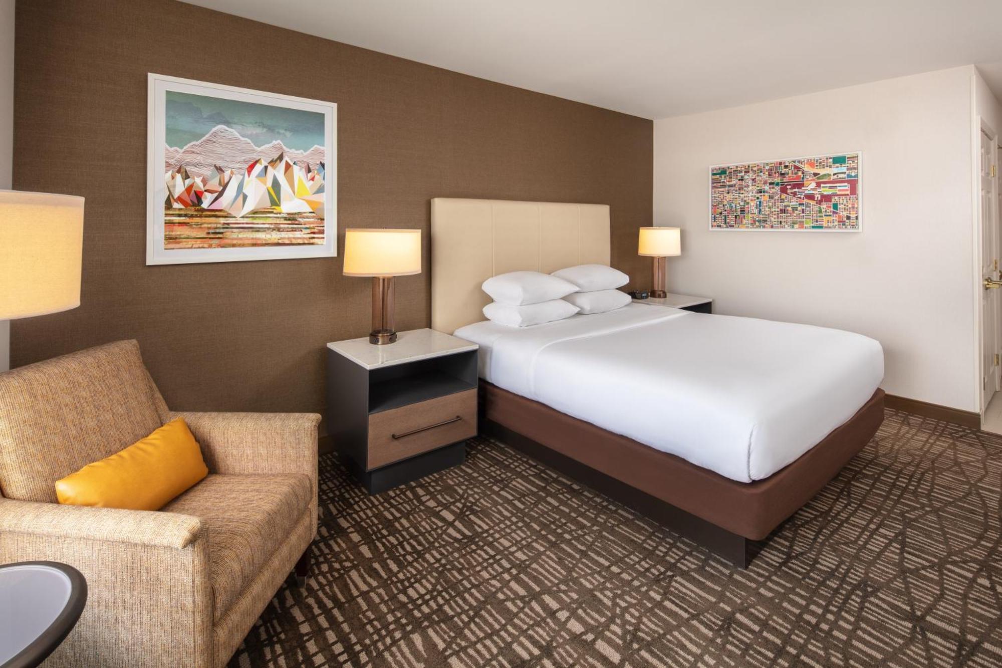 ดับเบิ้ลทรี โฮเต็ล ออนตาริโอแอร์พอร์ต Hotel ภายนอก รูปภาพ